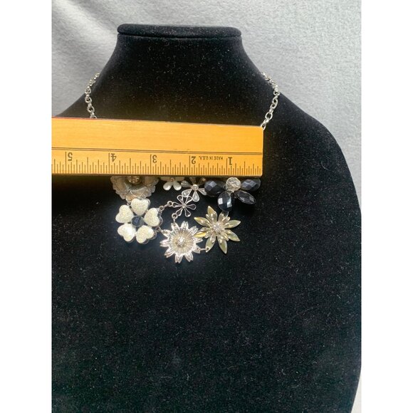 Floral Statement Necklace with Mixed Metal & Crystal Accents - Picture 4 of 9